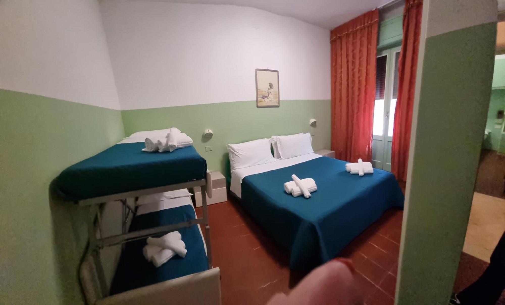 Hotel K2 Cervia 3 Stelle Sup Eksteriør bilde